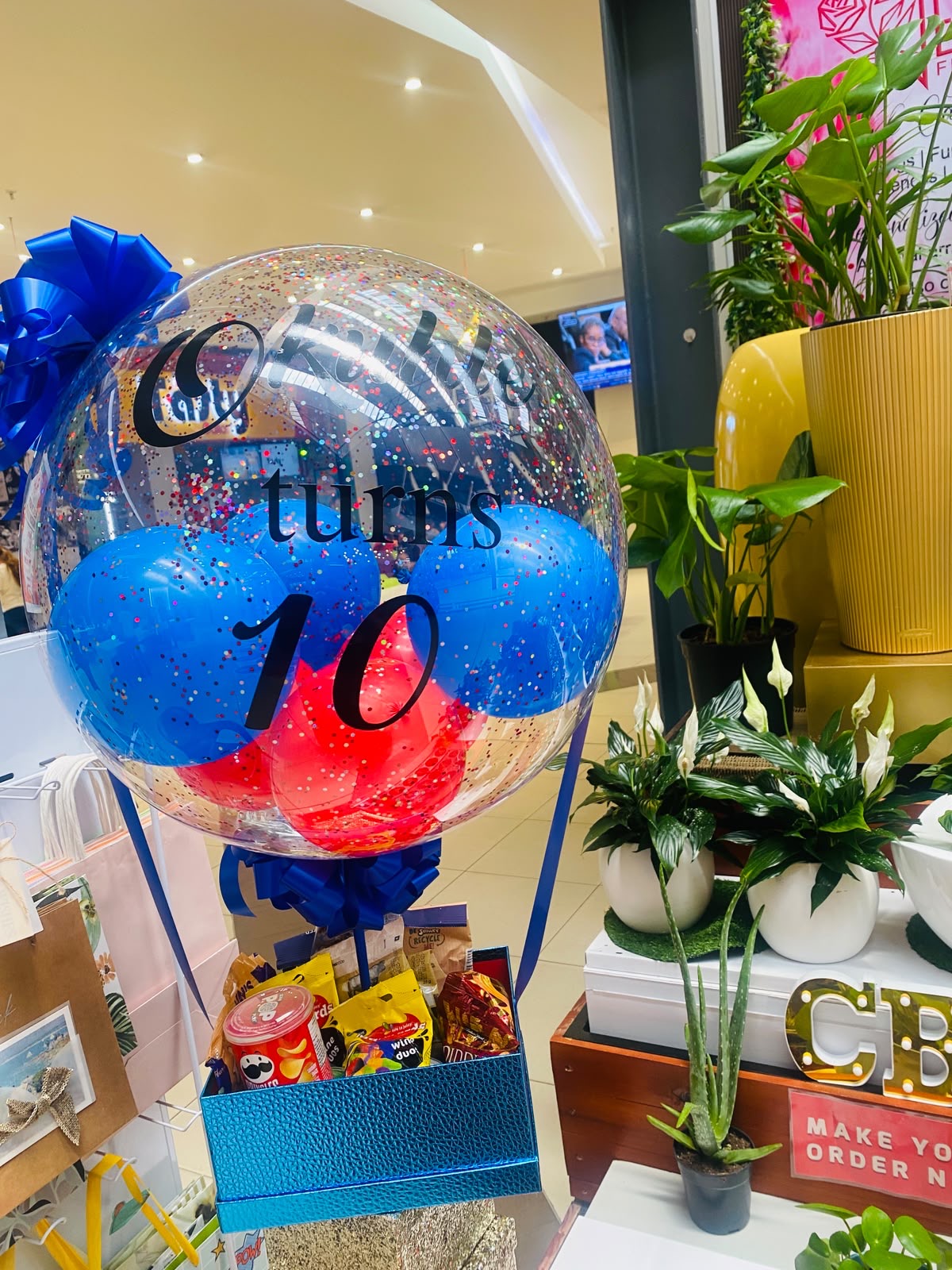 Personalized Gift Ballon with Goodies